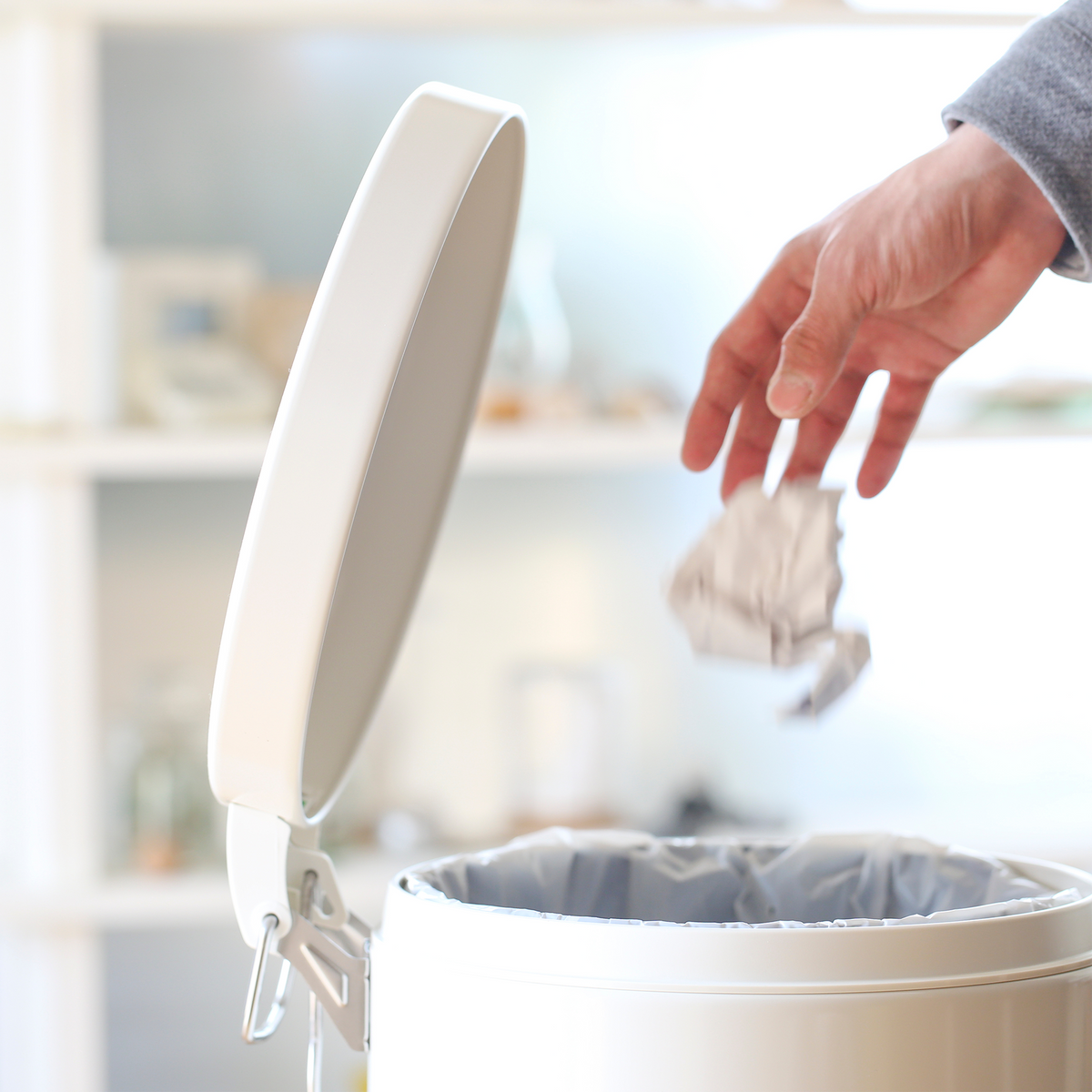 Waste Collection Bags & Containers